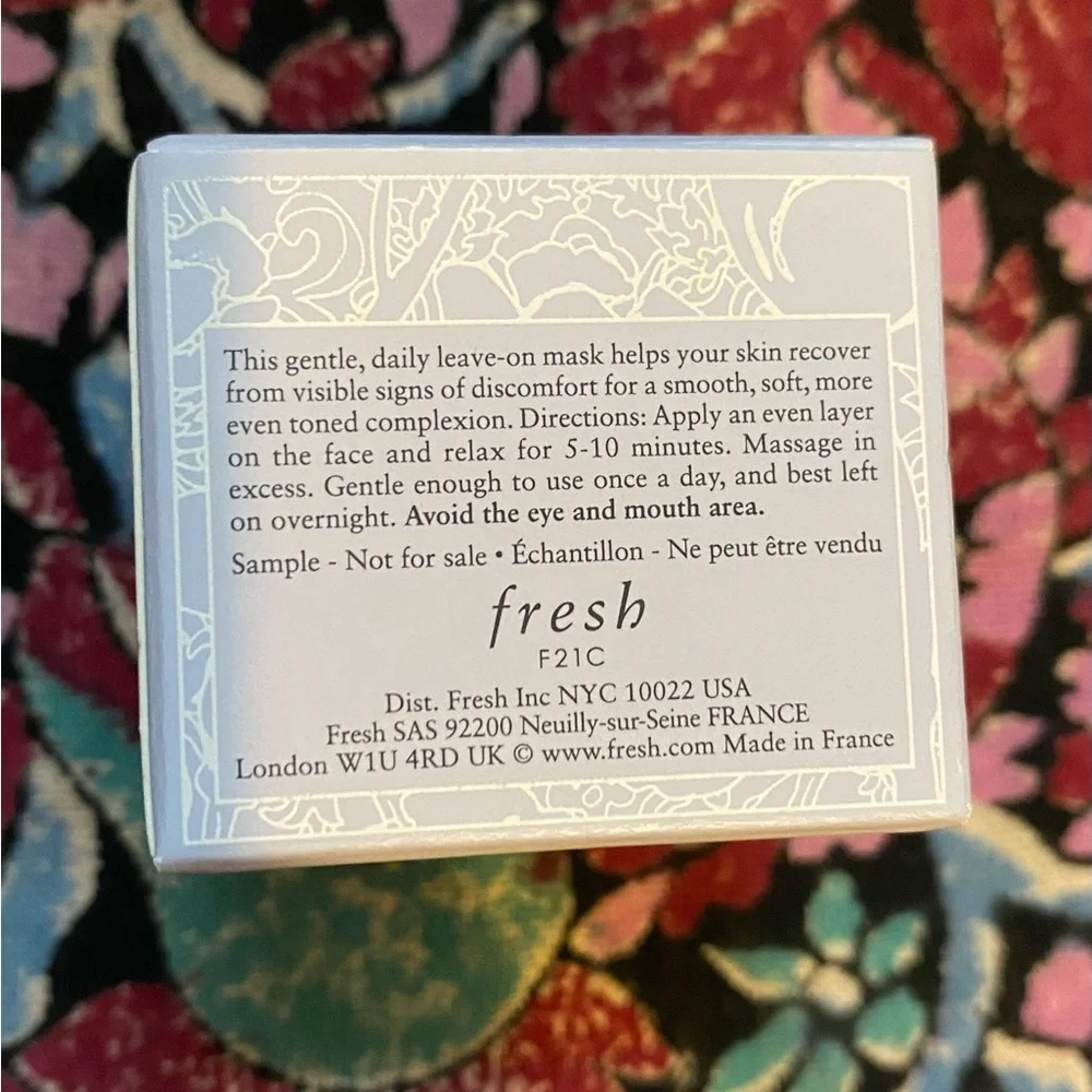 Weekend Skincare Set - Picture 8 of 13